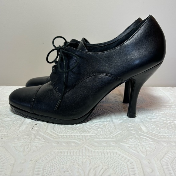 Pegabo Shoes - Pegabo Black Leather High Heel Shooties Sz 8.5 EUC
